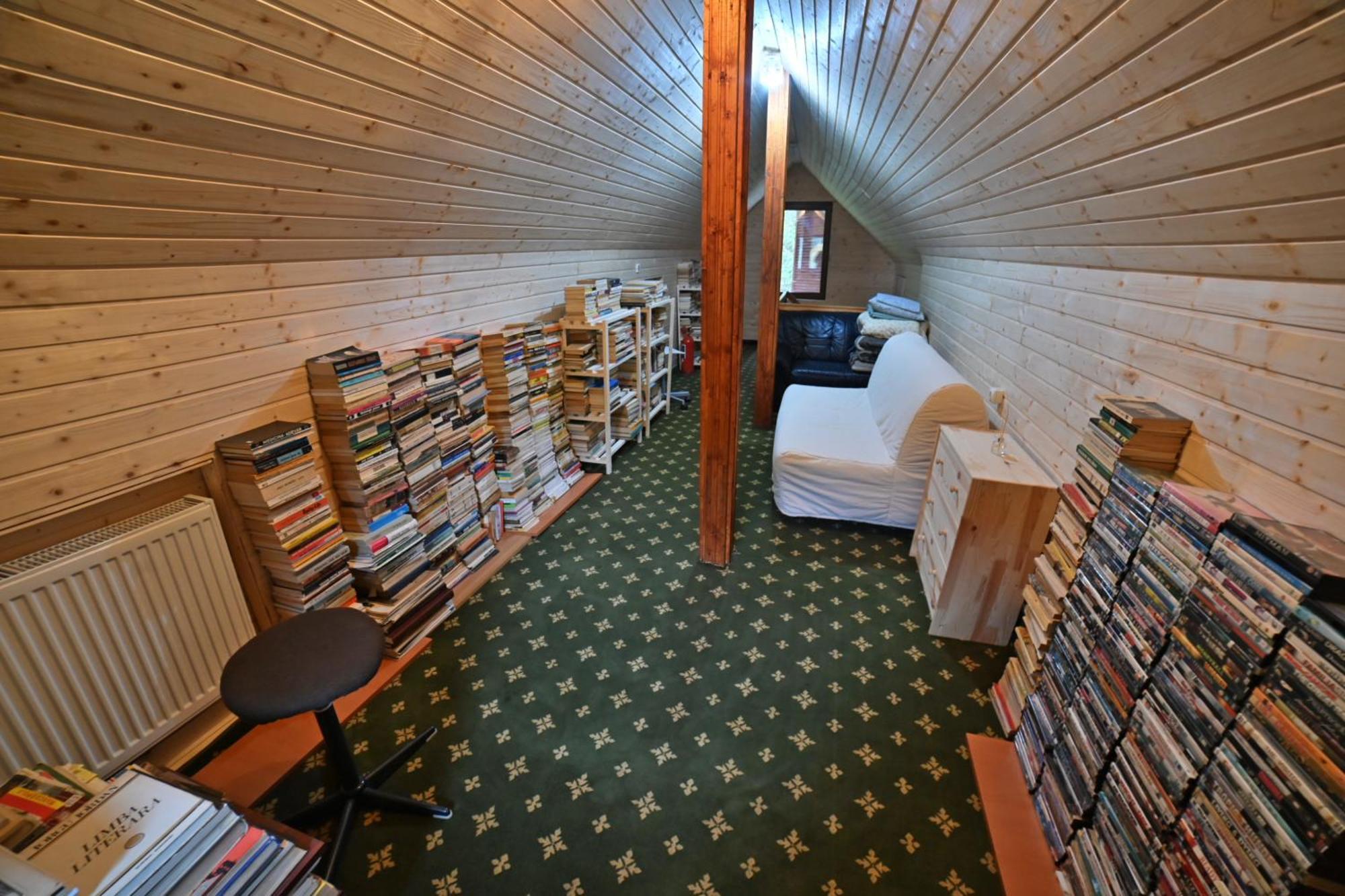 Casa De Vacanta Satic Piatra Craiului La Doi Viermi Bagian luar foto