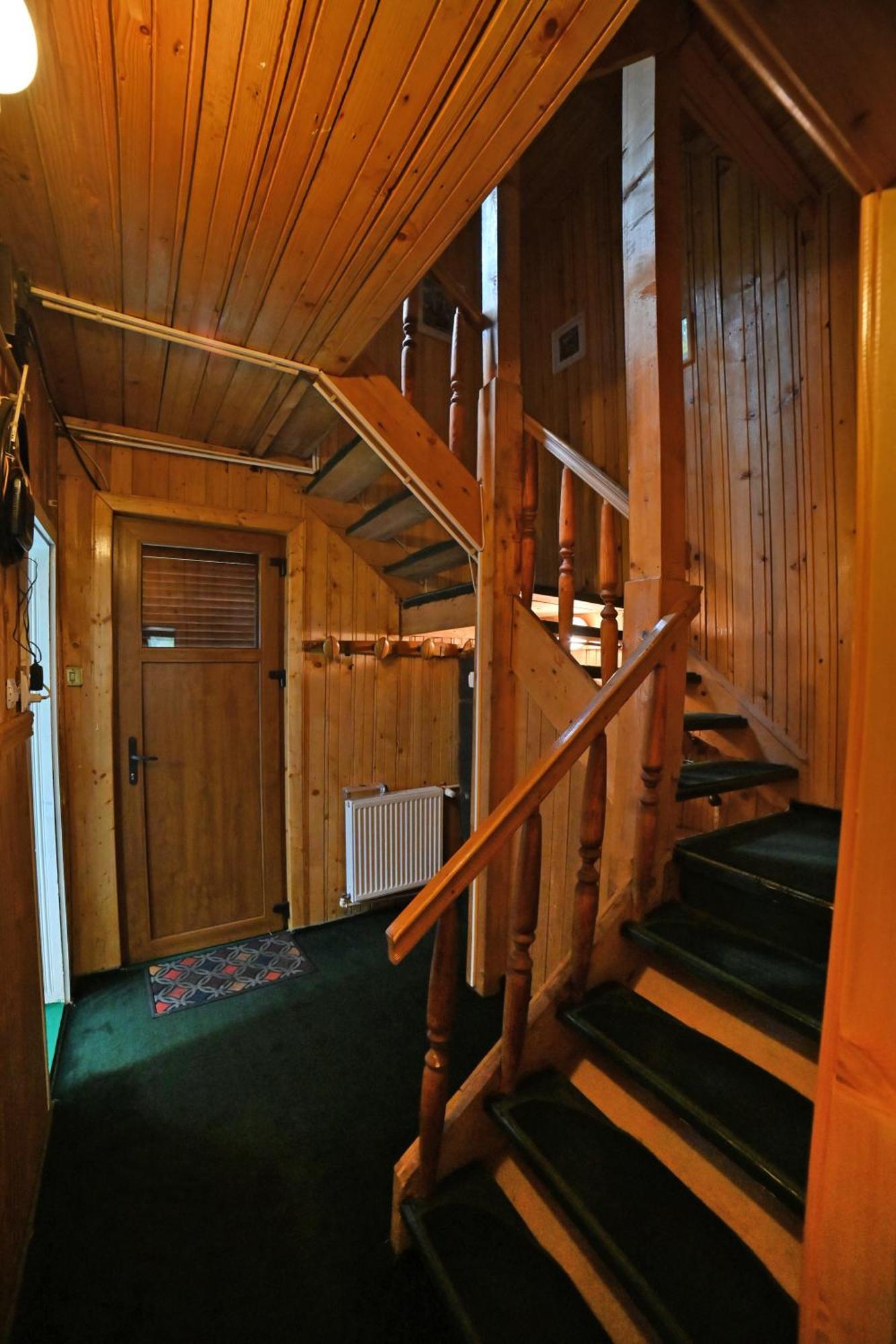Casa De Vacanta Satic Piatra Craiului La Doi Viermi Bagian luar foto